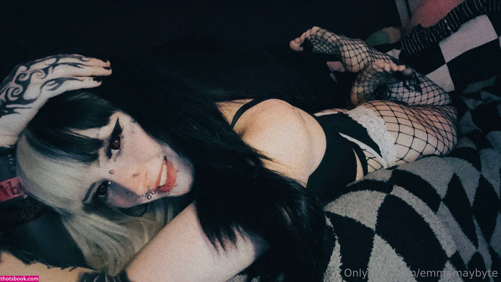 Emmamaybyte Photo #132