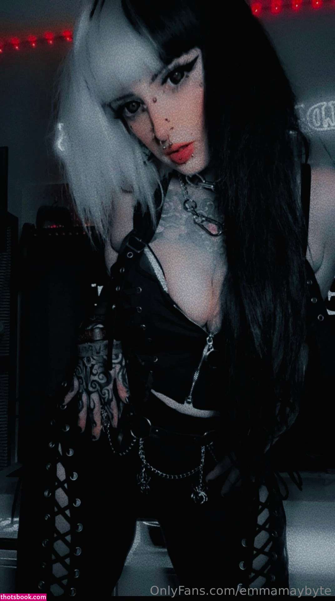 Emmamaybyte Photo #137