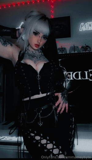 Emmamaybyte Photo #119