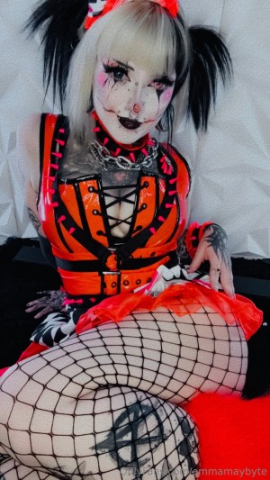 Emmamaybyte Photo #192