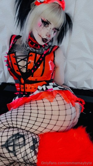 Emmamaybyte Photo #207