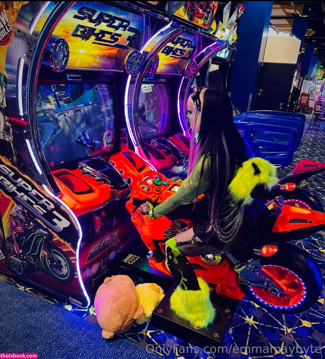 Emmamaybyte Photo #229