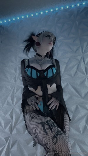 Emmamaybyte Photo #217