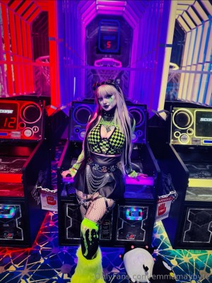 Emmamaybyte Photo #220