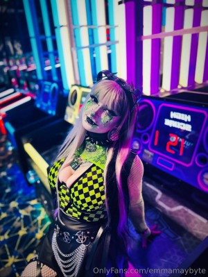 Emmamaybyte Photo #221