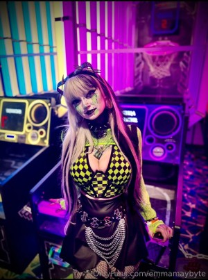 Emmamaybyte Photo #224