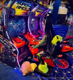 Emmamaybyte Photo #229