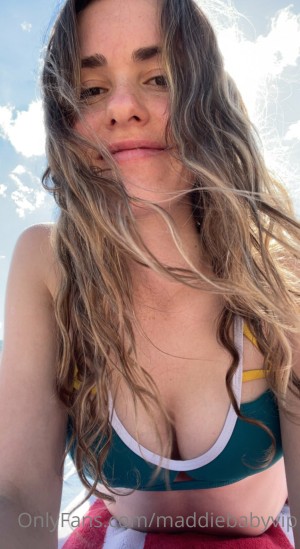 Maddiebabyvip Photo #24