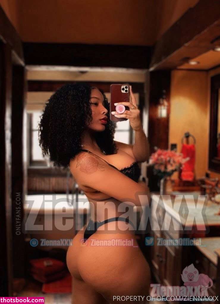 Ziennaxxx Photo #7