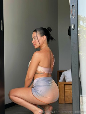 Bronte Schofield Photo #165