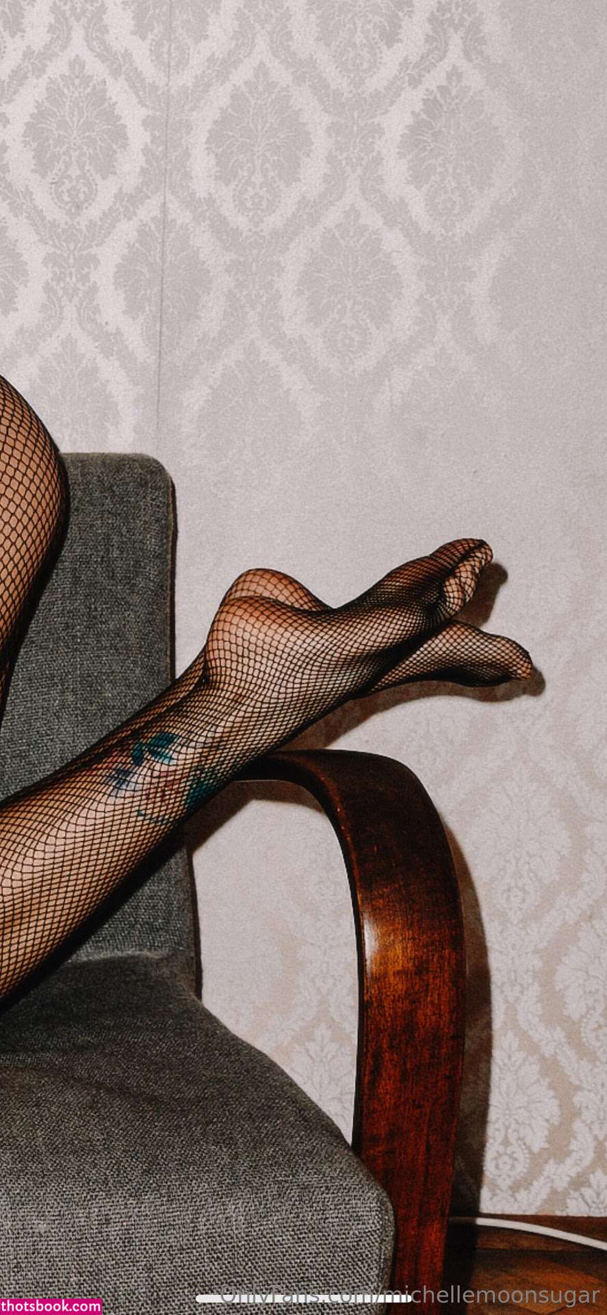 Ellie Land Photo #146