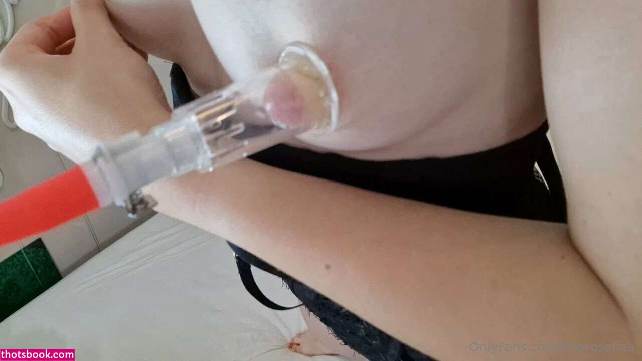 Lina Roselina Photo #71