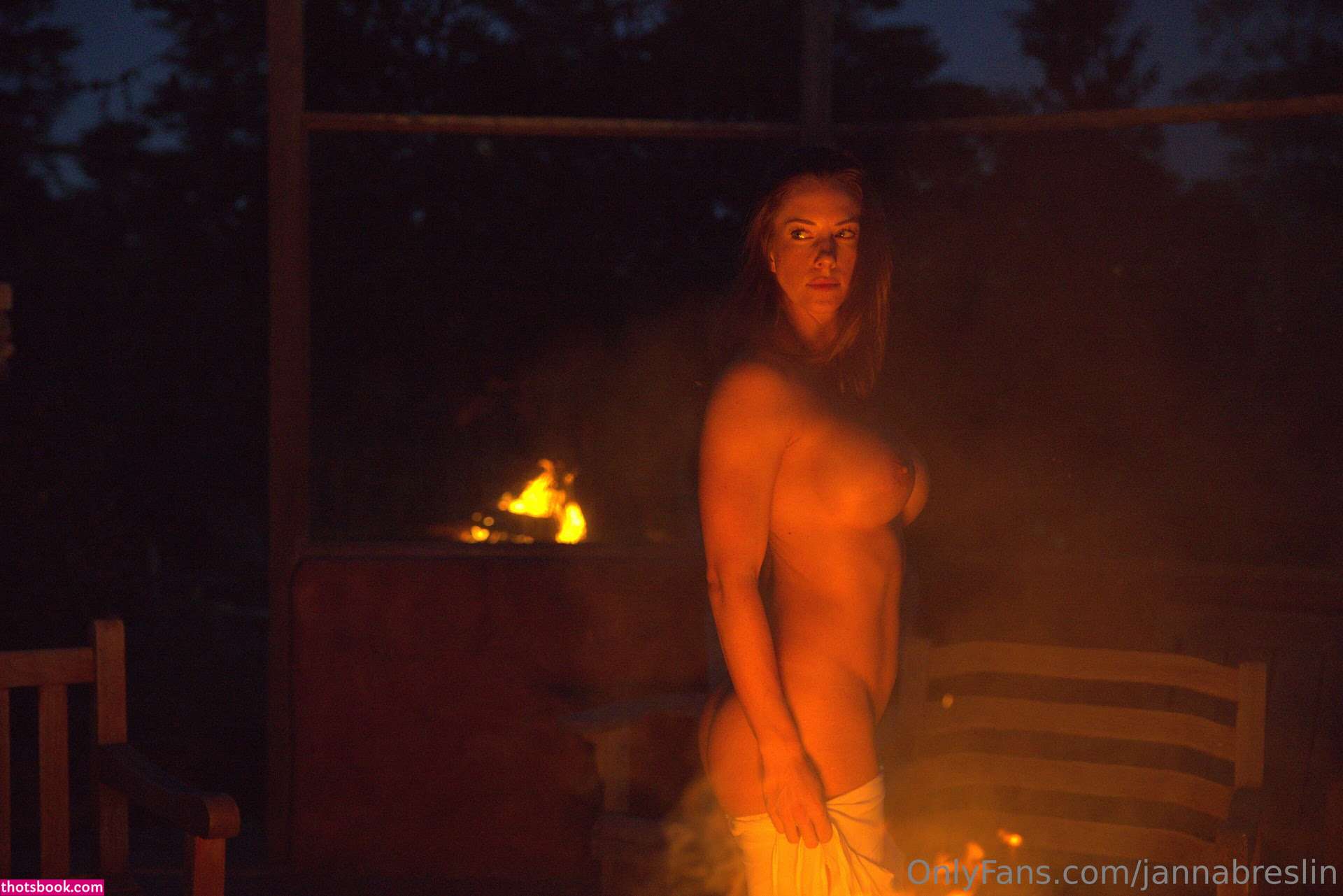 Janna Breslin Photo #514