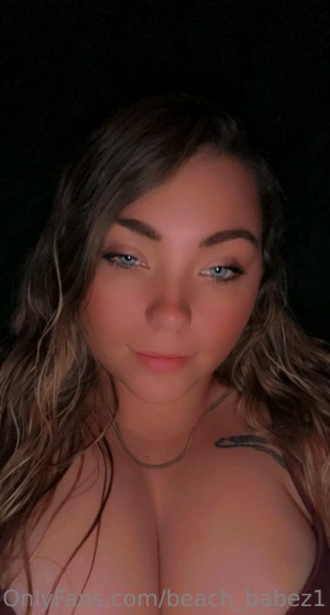Beach babez1 Photo #38