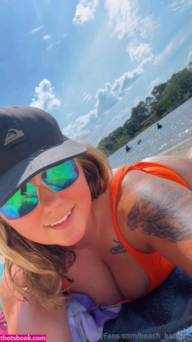 Beach babez1 Photo #136