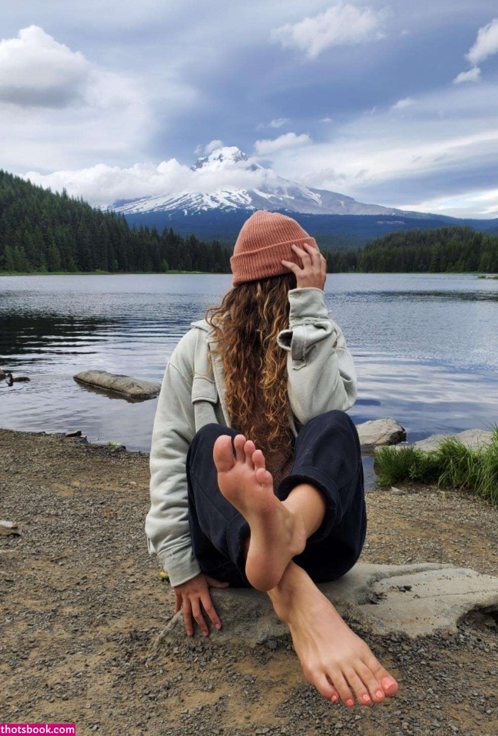 Hang10toes Photo #132