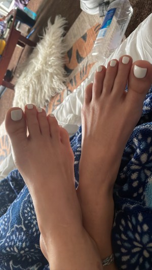 Hang10toes Photo #158