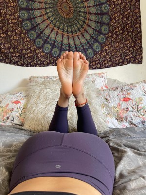 Hang10toes Photo #196