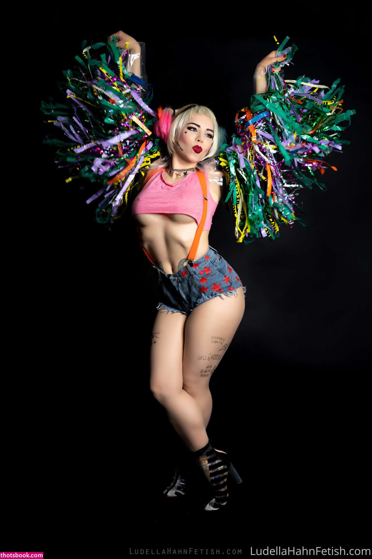 Ludella Hahn Photo #5