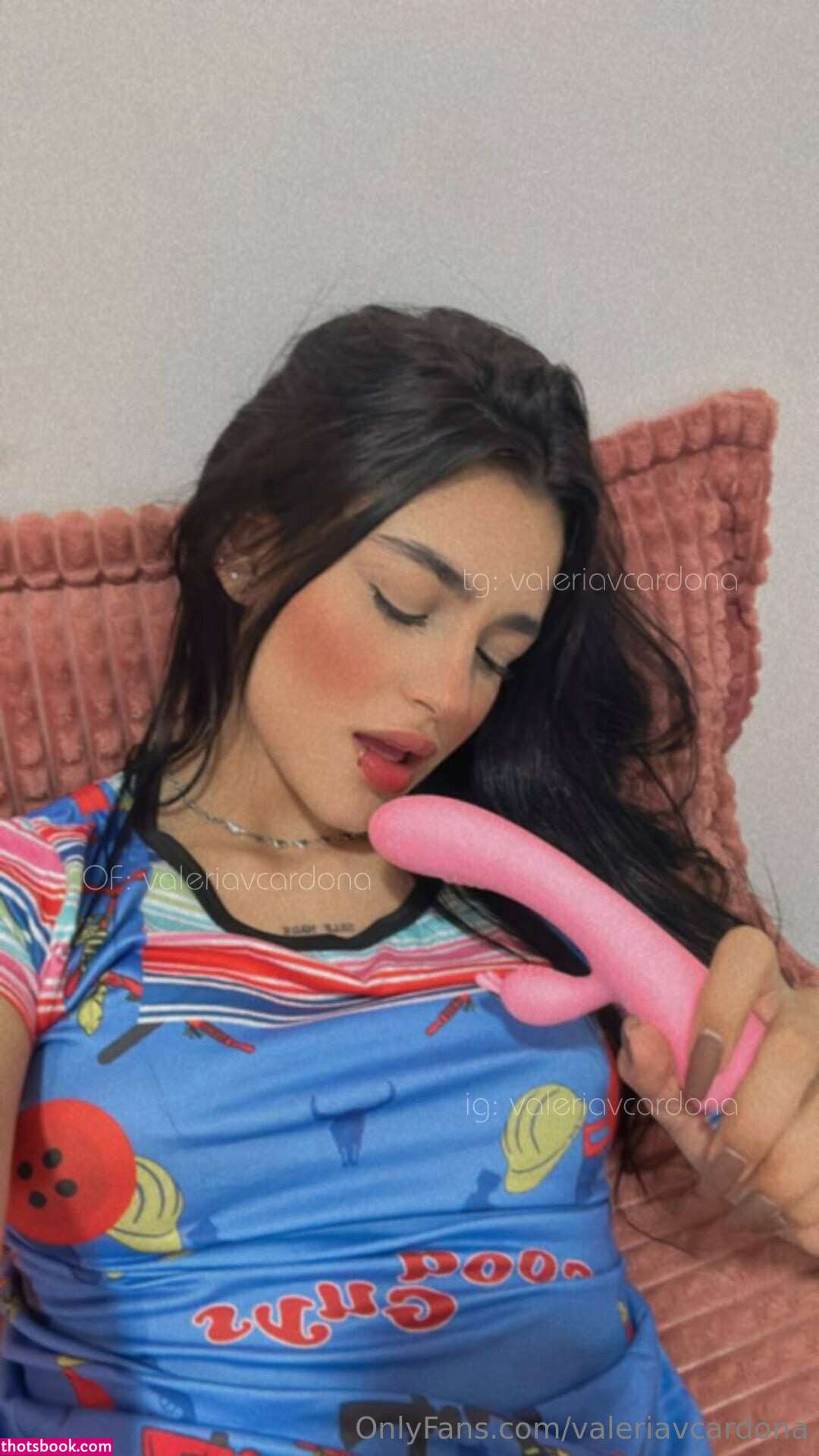 valeriavcardona Photo #9