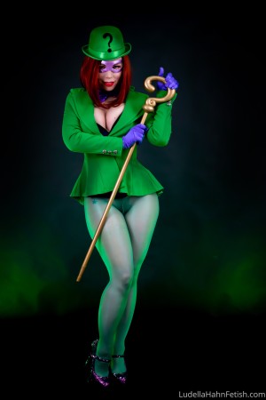 Ludella Hahn Photo #59