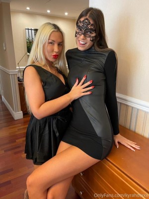 kyrahotxxx Photo #14