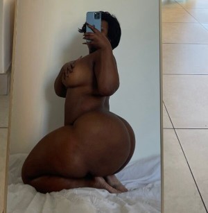 Kokochanel77 Photo #1