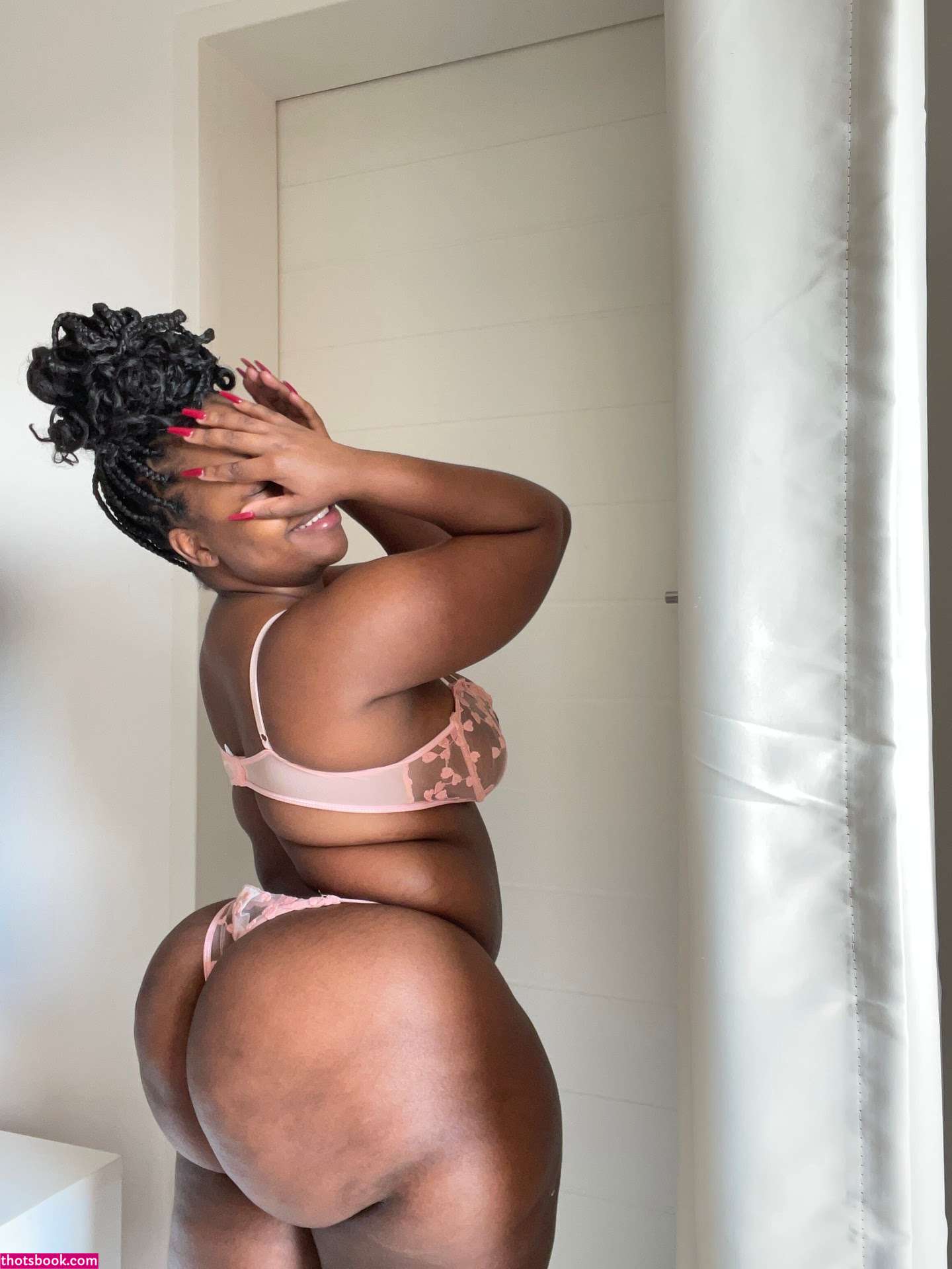 Kokochanel77 Photo #30