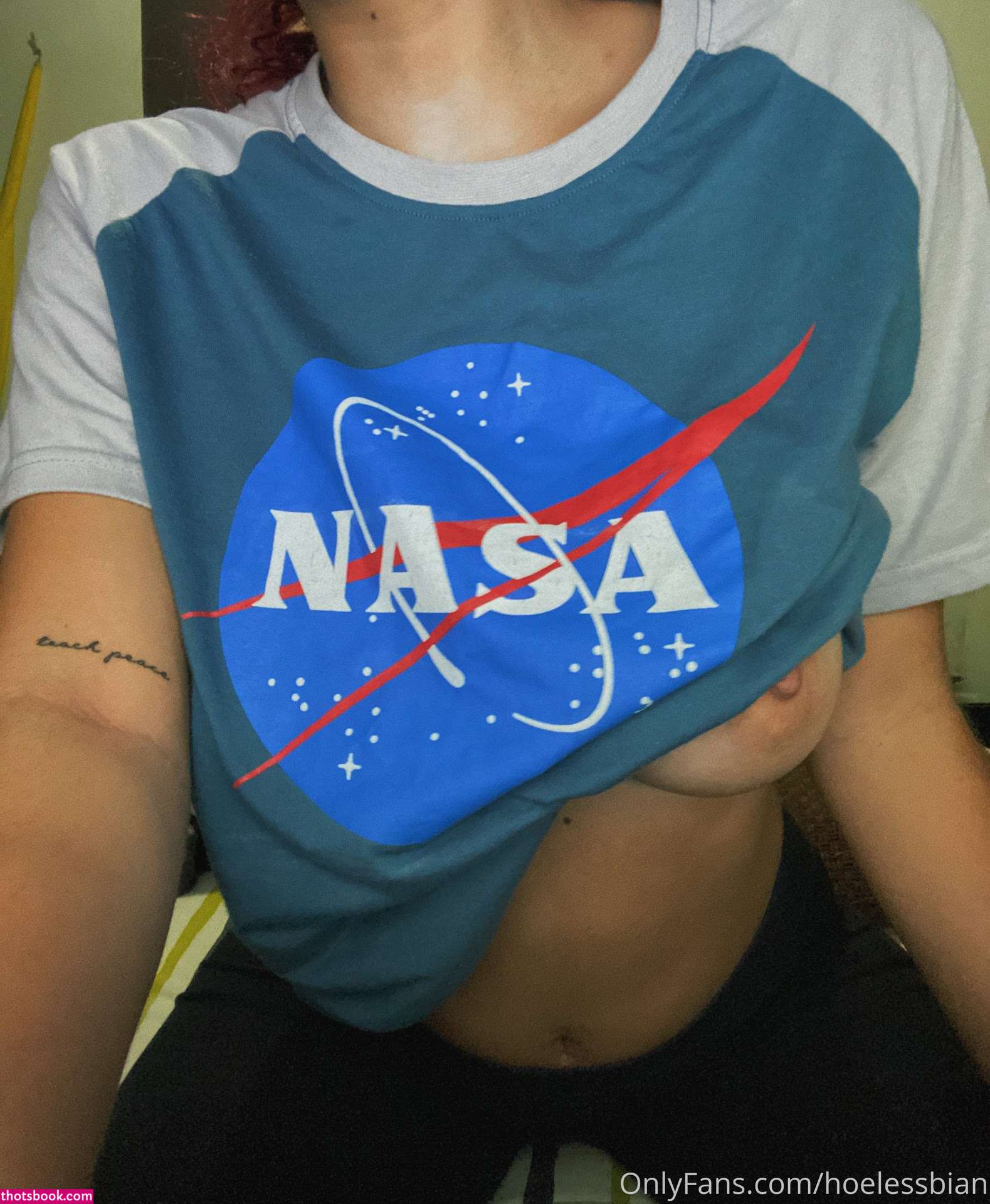 hoelessbian Photo #74