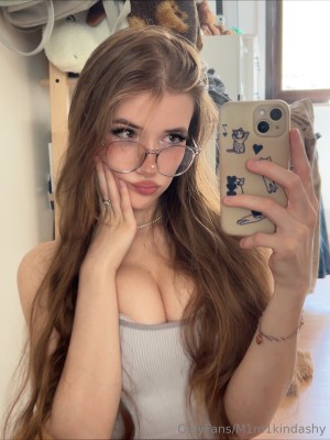 m1m1kindashy Photo #129