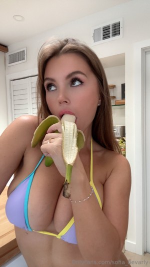 Sofia Bevarly Photo #428