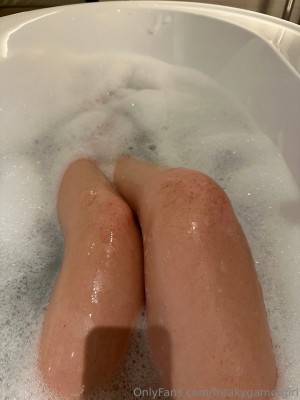 freakygamergirl Photo #9