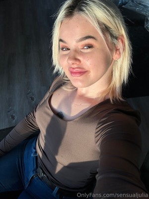 sensualjulia Photo #5
