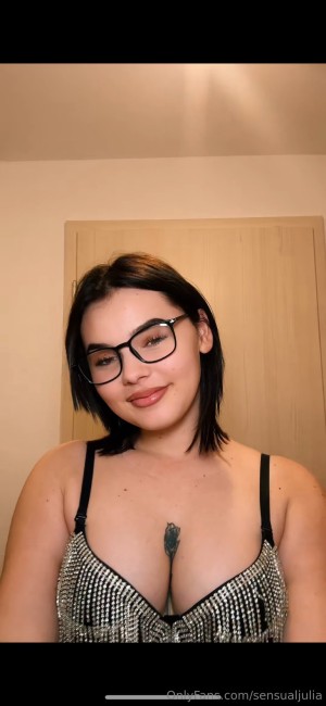 sensualjulia Photo #11