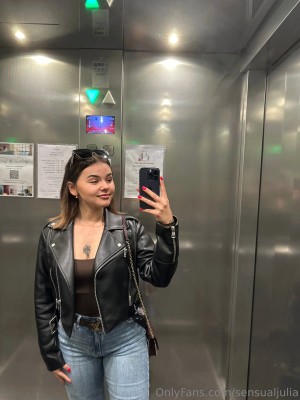sensualjulia Photo #15