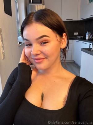 sensualjulia Photo #18