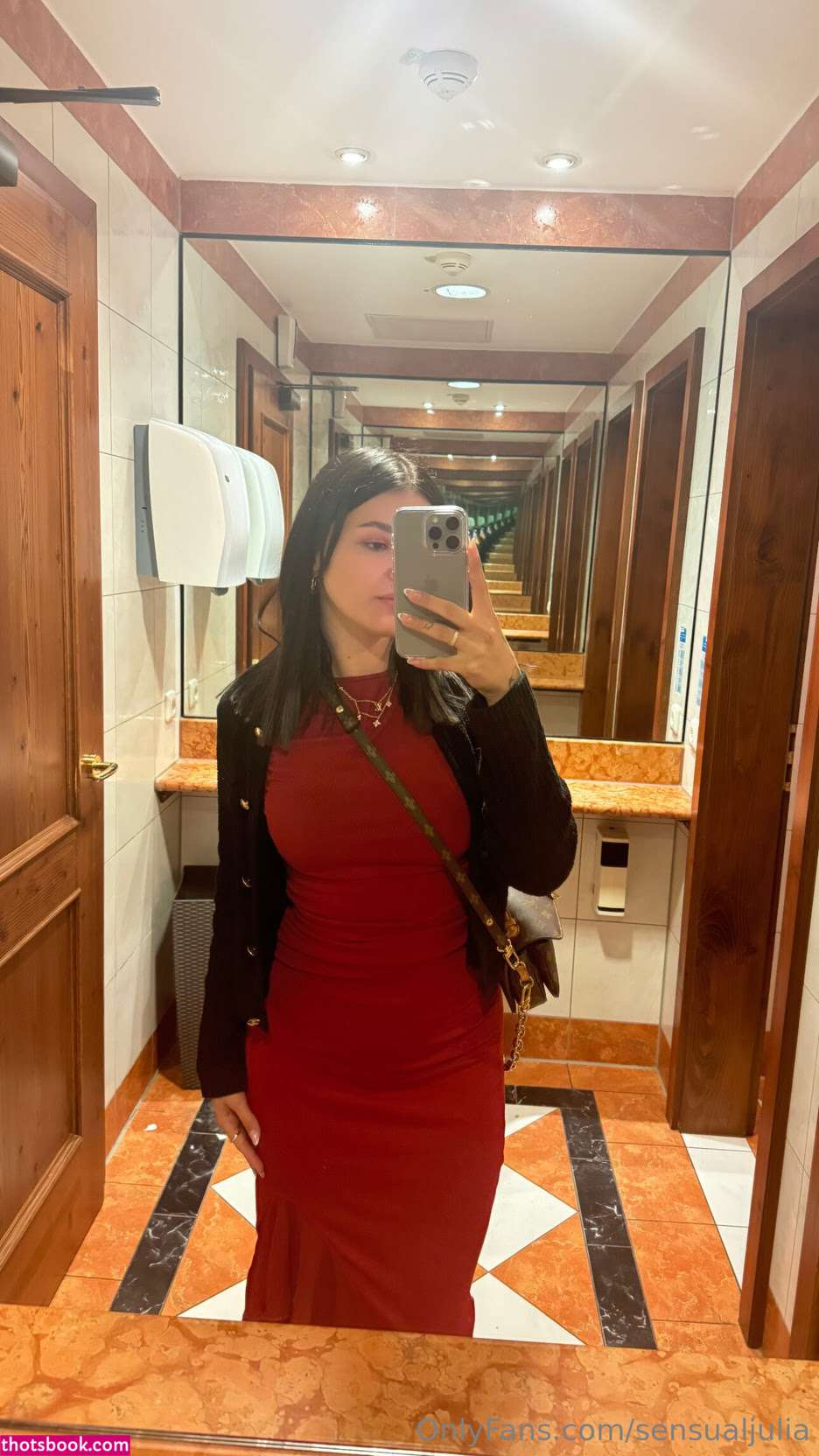 sensualjulia Photo #30