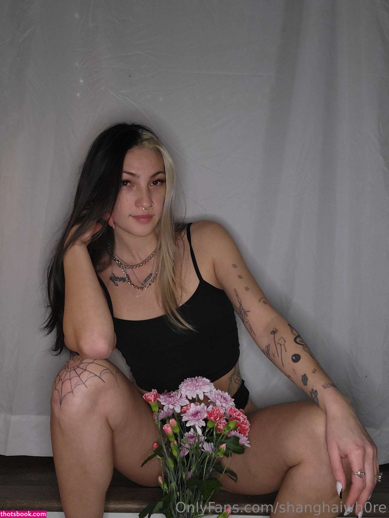 shanghaiwh0re Photo #28