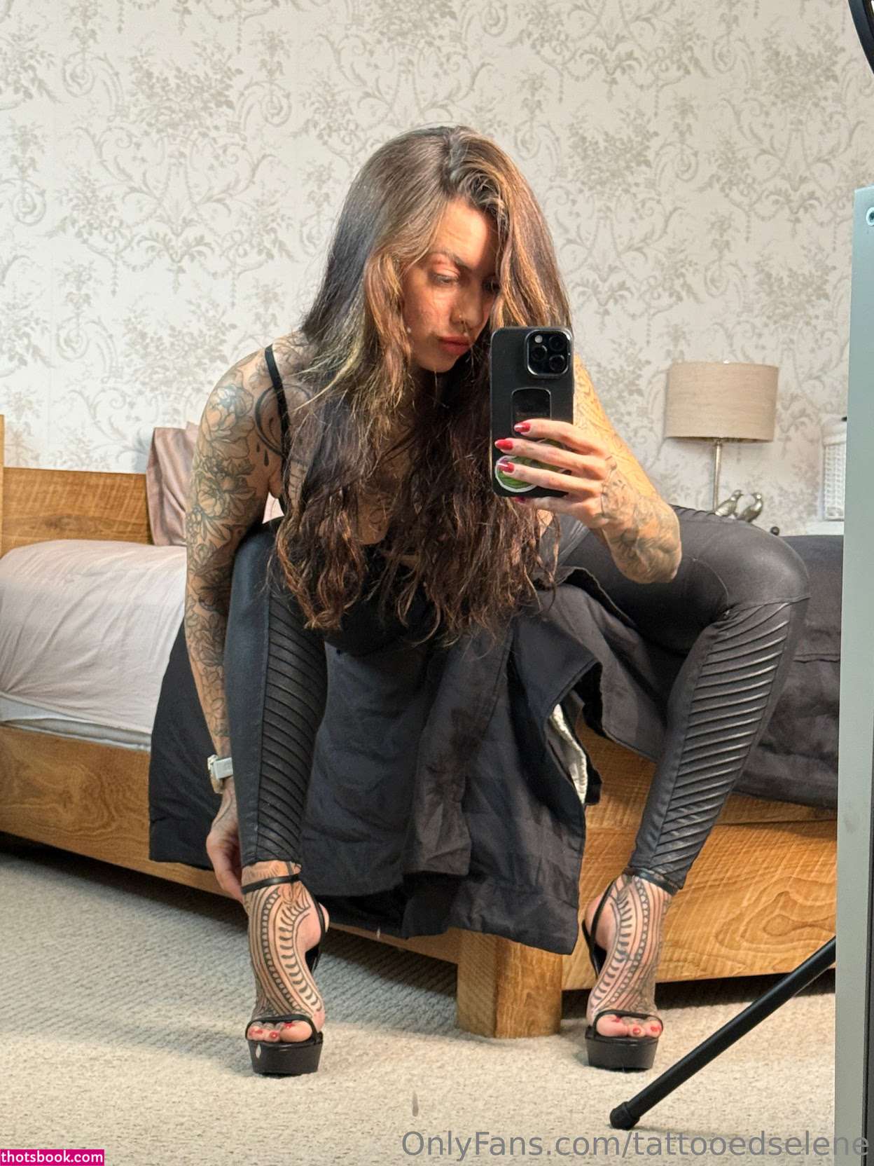 tattooedselene Photo #12