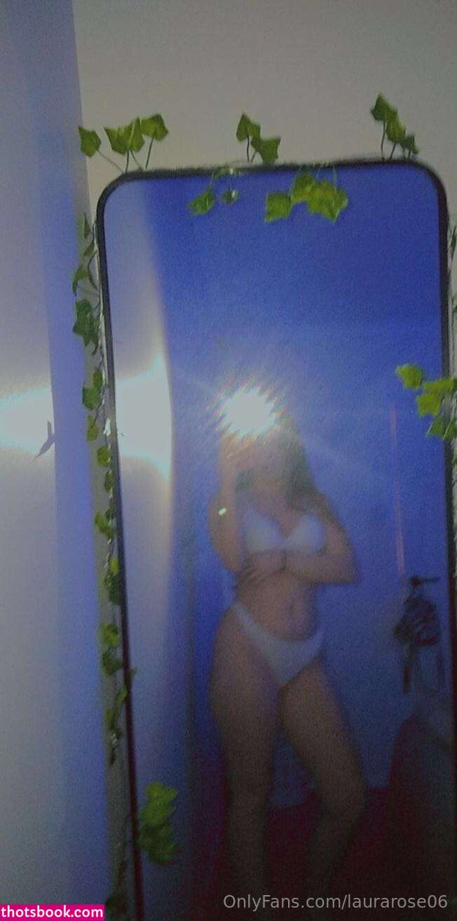 laurarose06 Photo #7