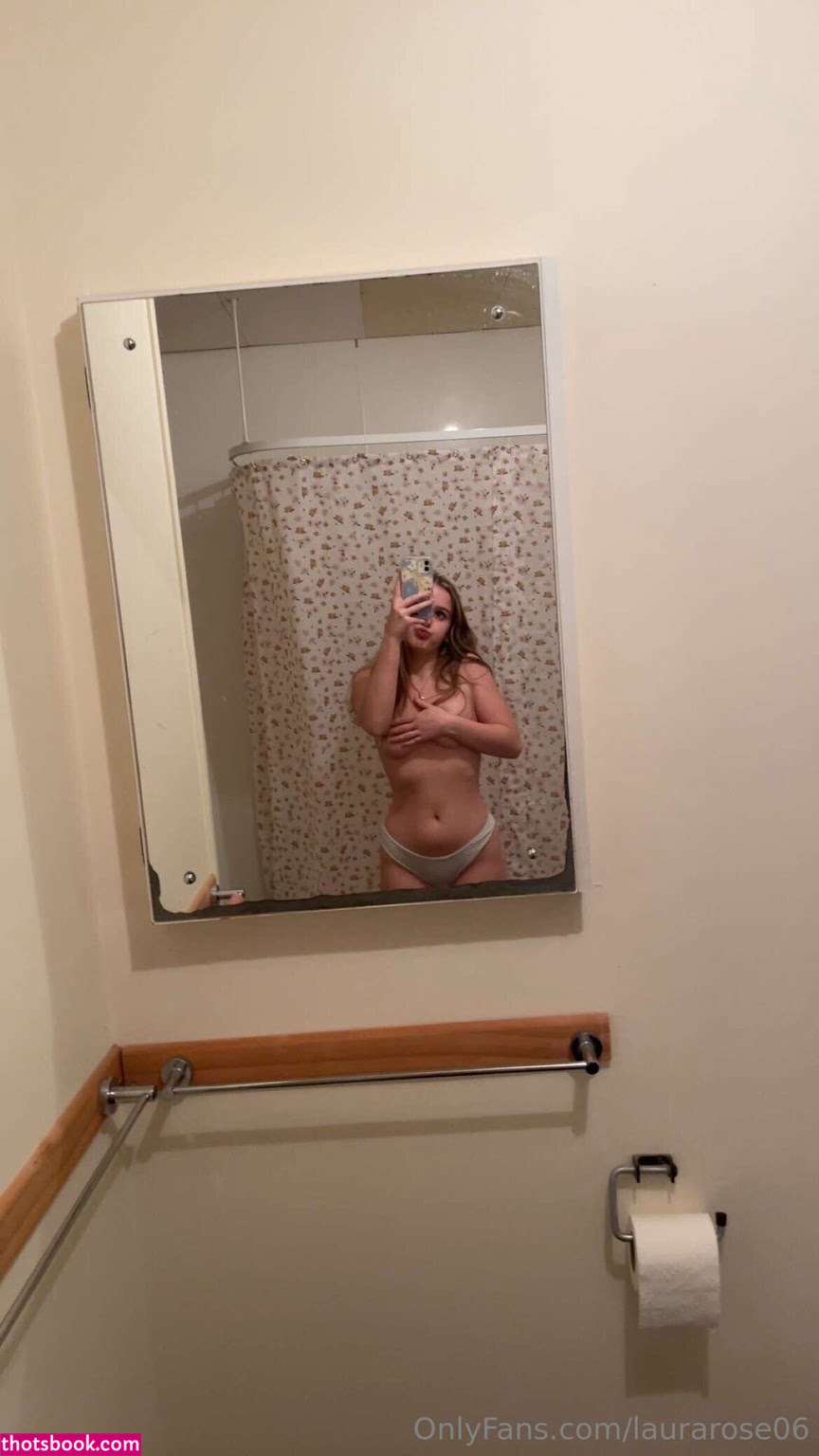 laurarose06 Photo #8