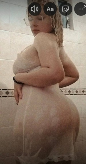 mariacastro23 Photo #2