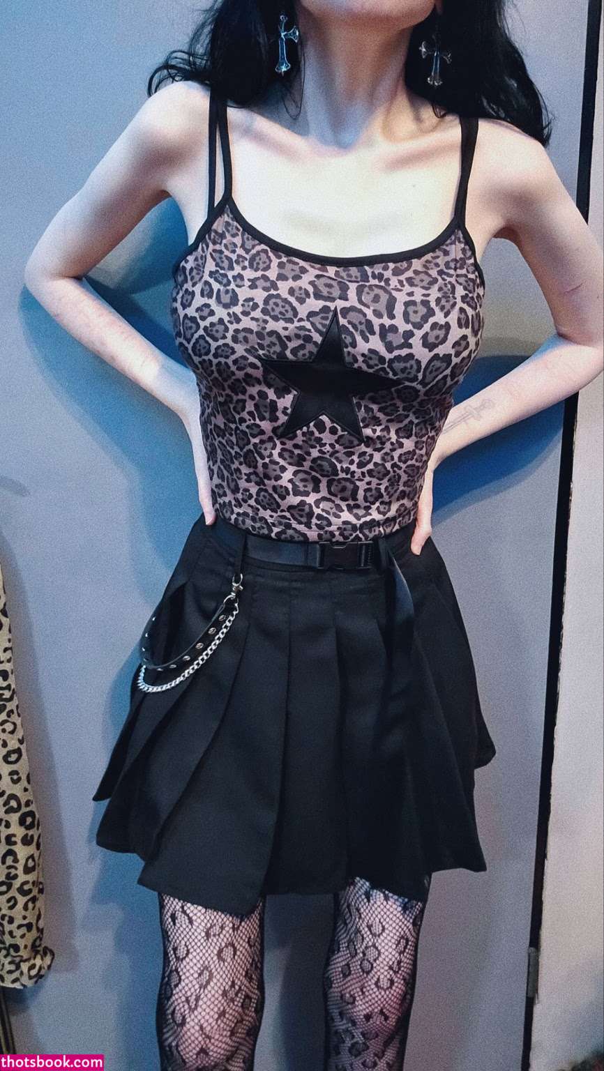 preachersmanicdaughter Photo #13