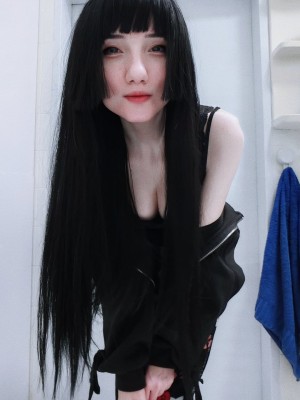 preachersmanicdaughter Photo #36