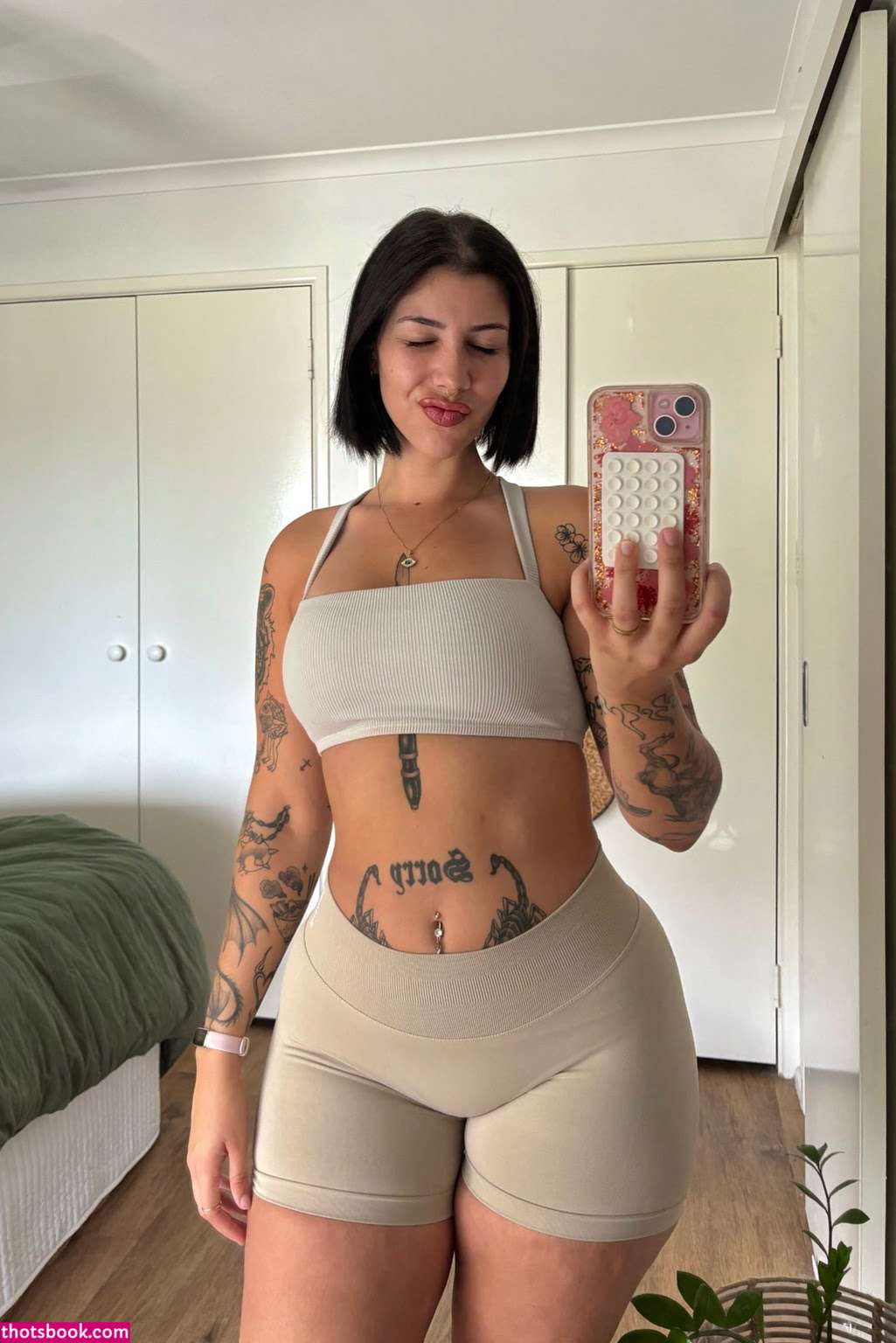 Scarlett Ray Photo #8