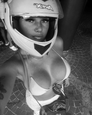 Holly Canning Photo #25