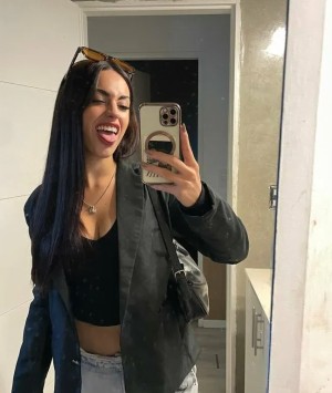 Hottie Mari Photo #1