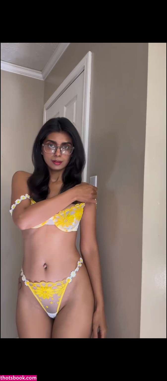 iamaqsapervaiz Photo #22