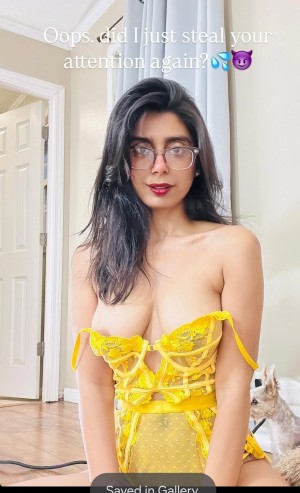 iamaqsapervaiz Photo #29