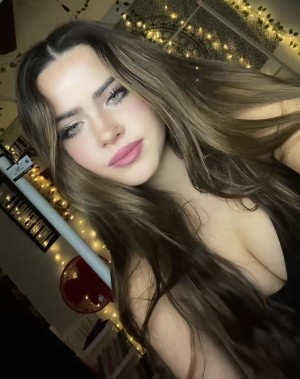 Ivy Carmack Photo #18